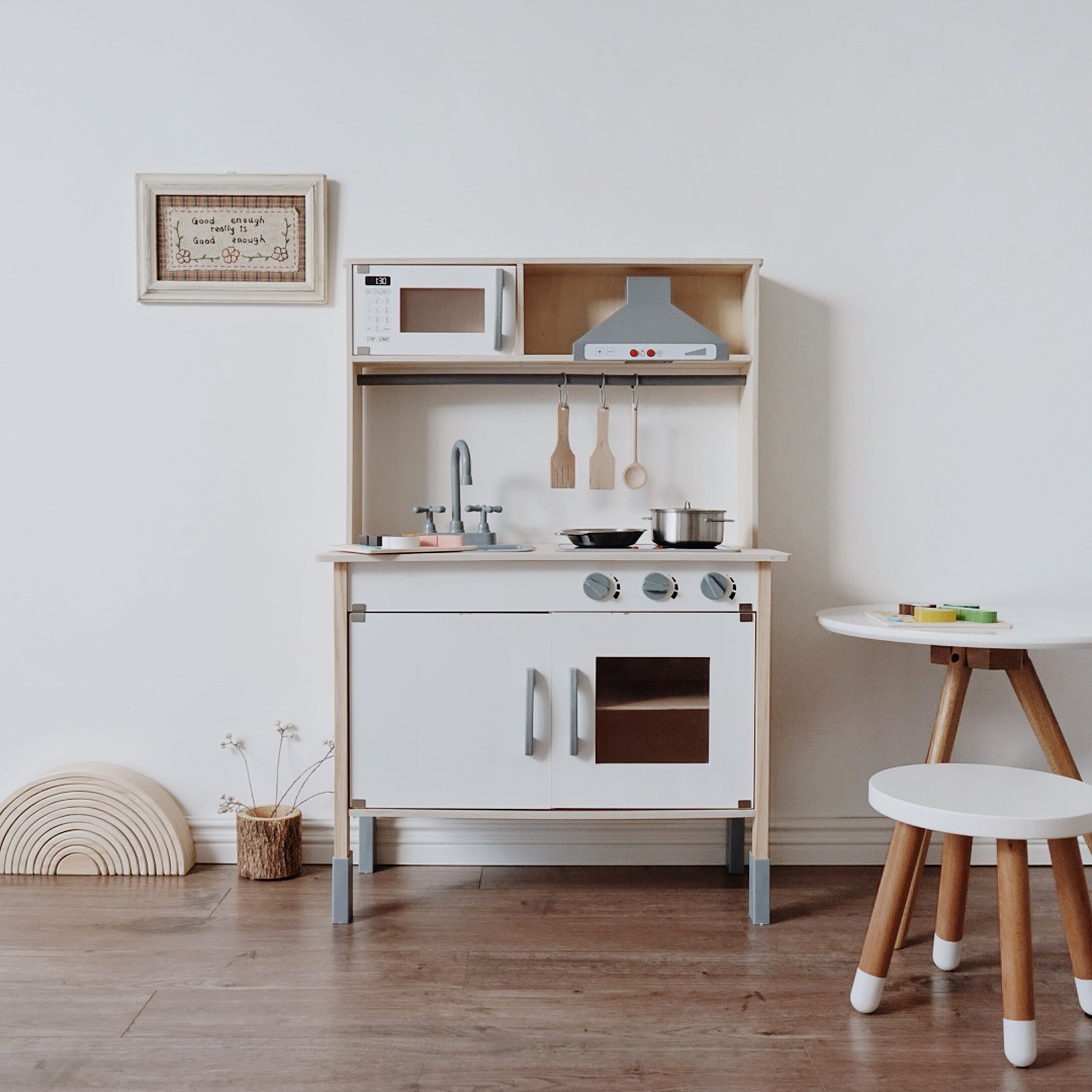 Photoelectric Wooden Kitchen